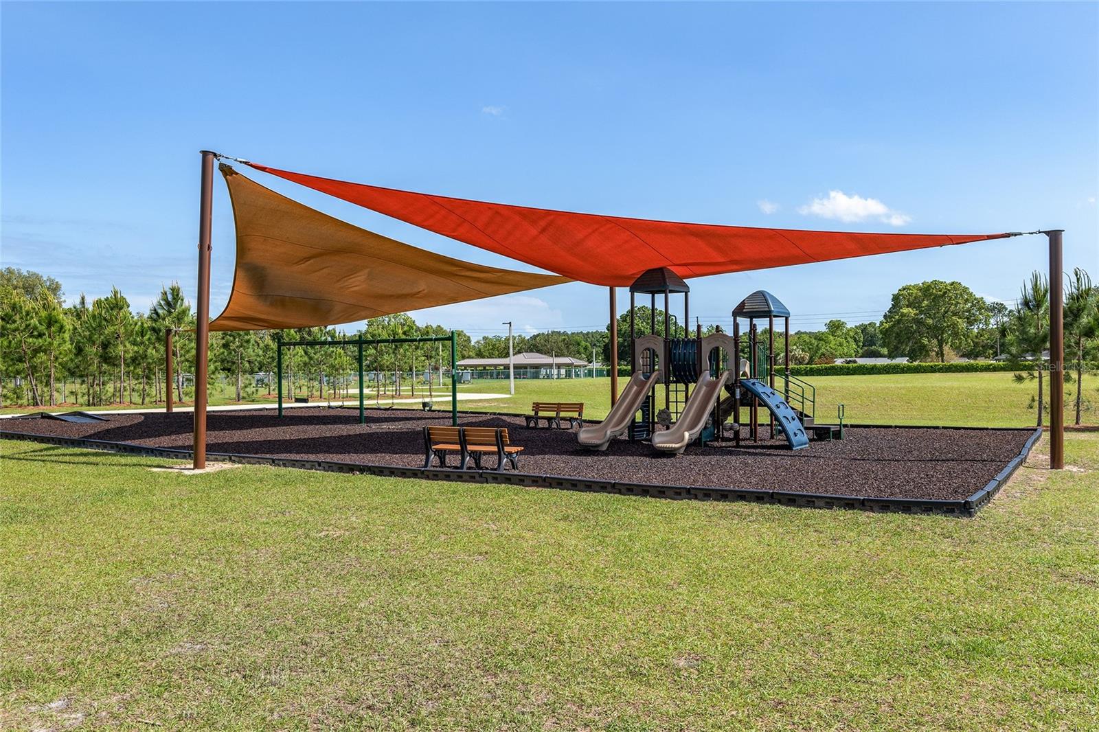 CIRCLE SQUARE WOODS #9 - Residential