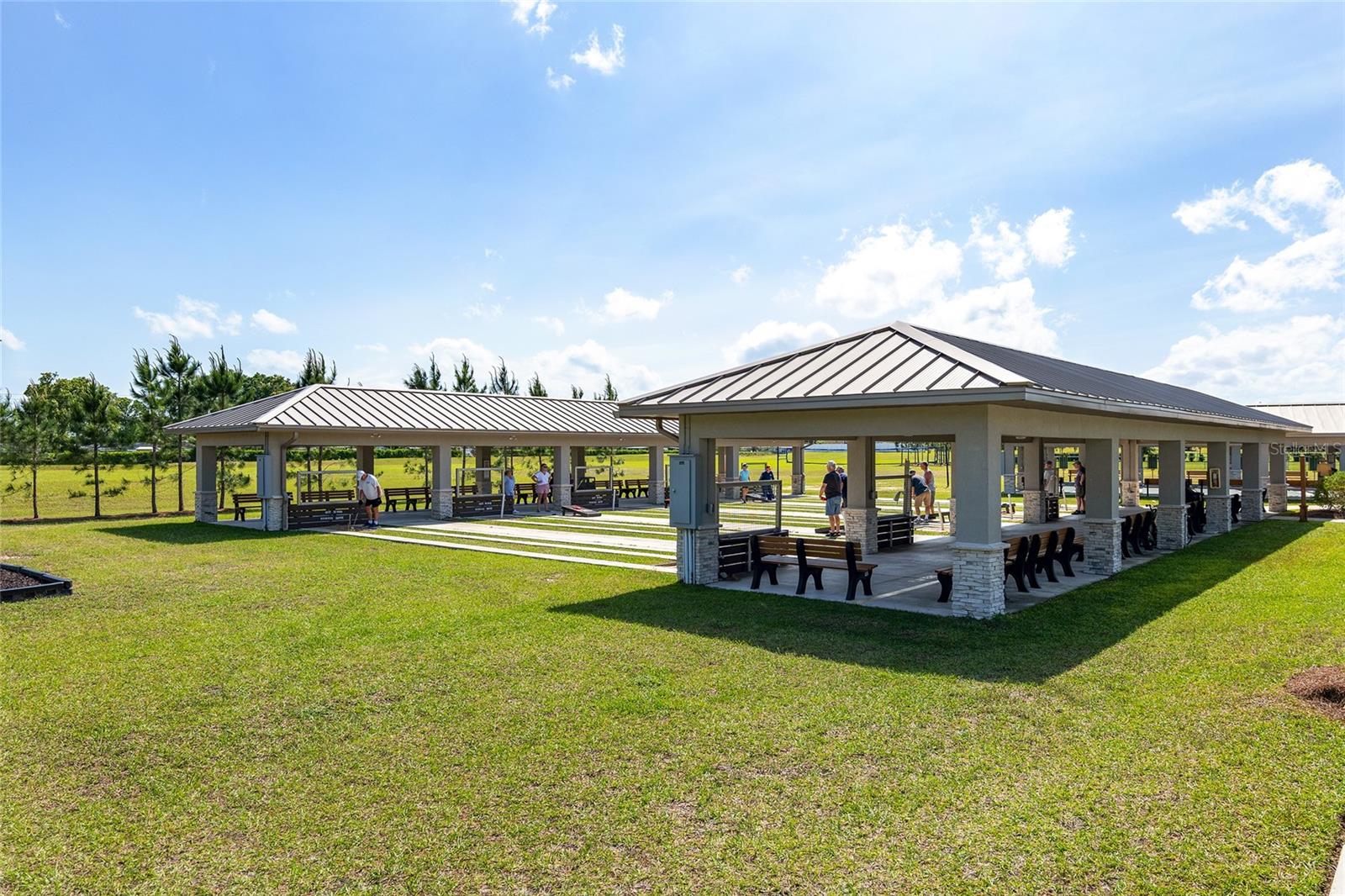 CIRCLE SQUARE WOODS #9 - Residential