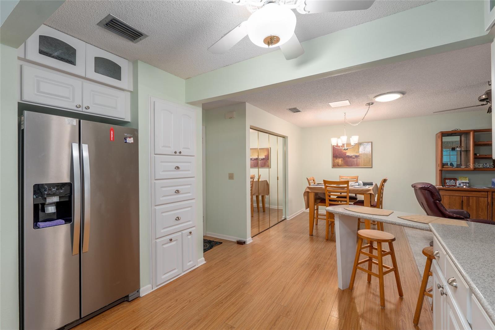 CIRCLE SQUARE WOODS #9 - Residential