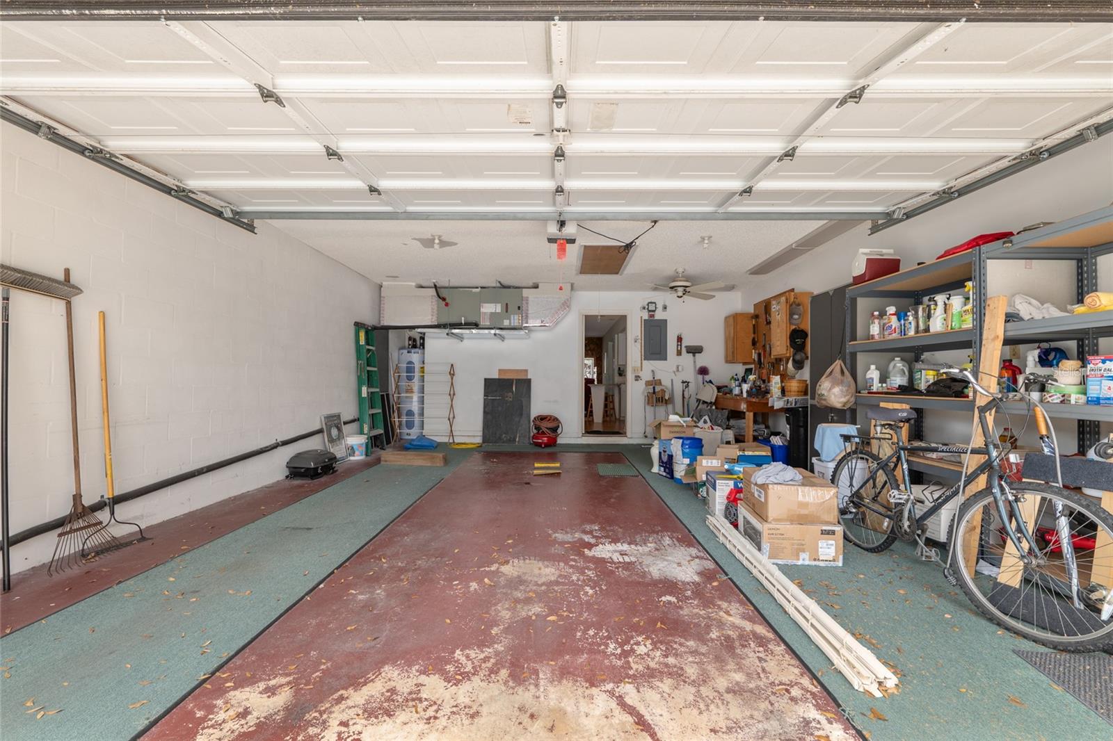 CIRCLE SQUARE WOODS #9 - Residential