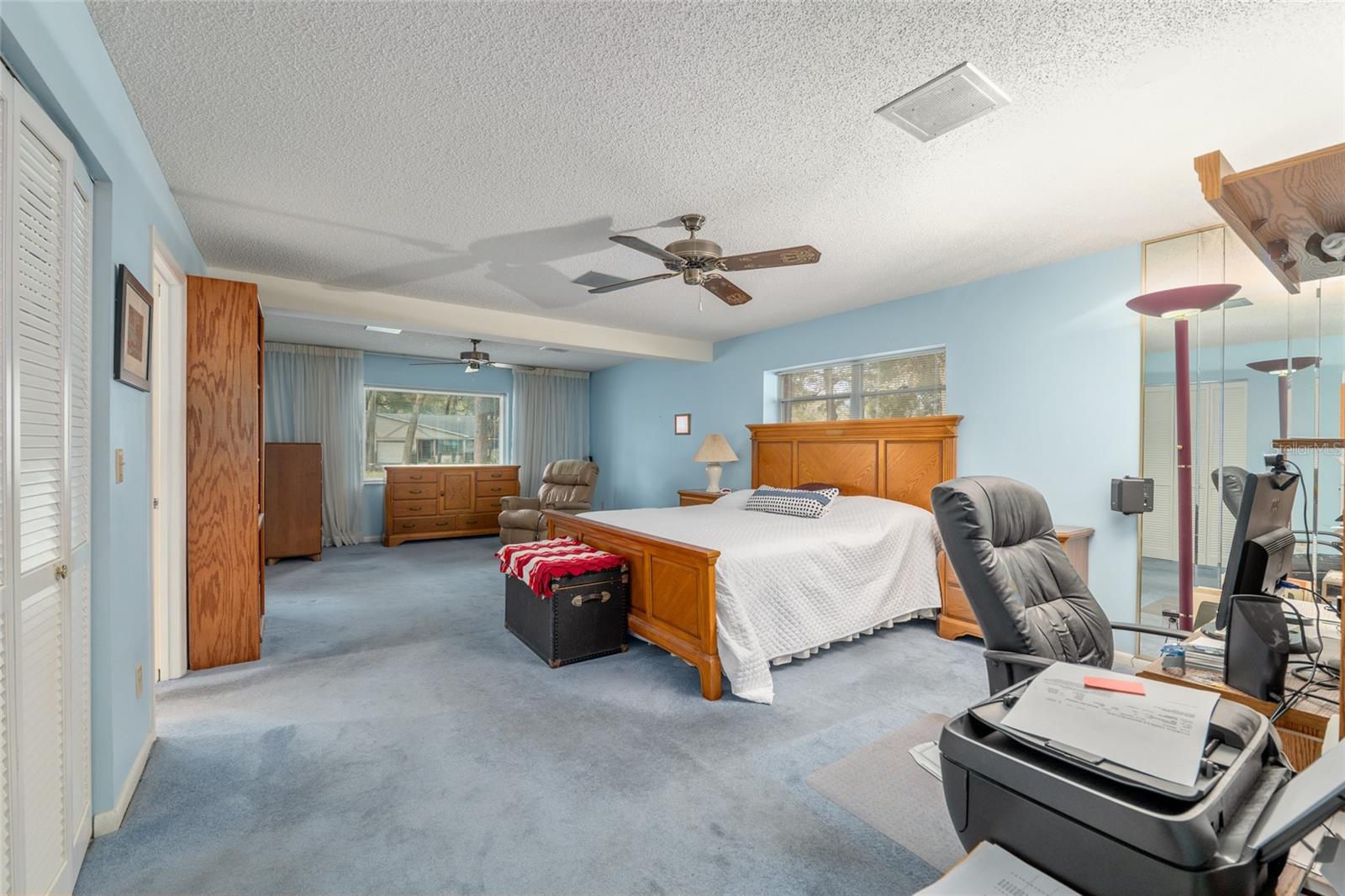 CIRCLE SQUARE WOODS #9 - Residential