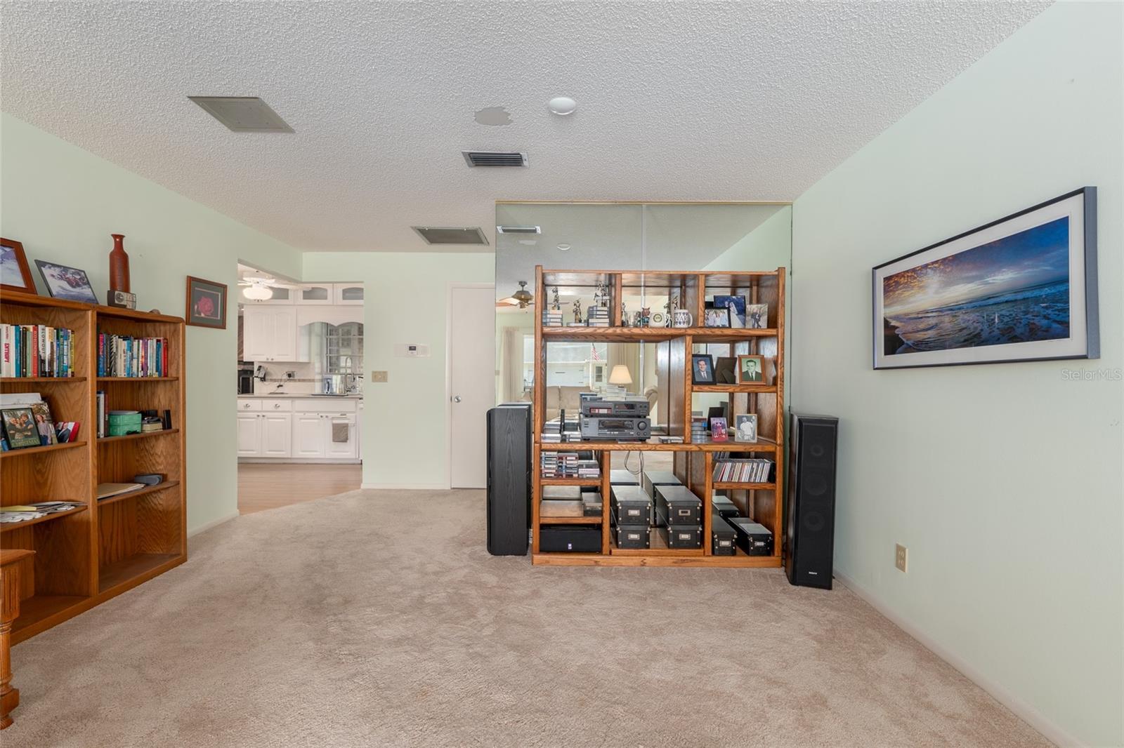 CIRCLE SQUARE WOODS #9 - Residential