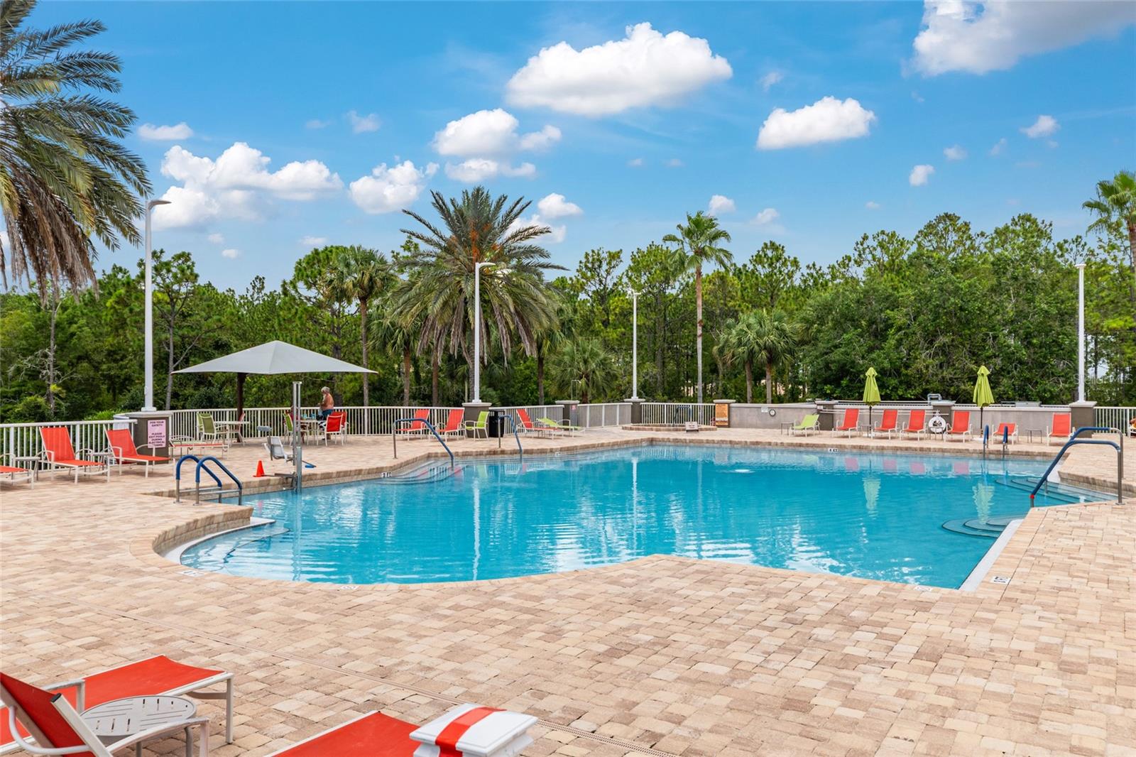 CIRCLE SQUARE WOODS #9 - Residential