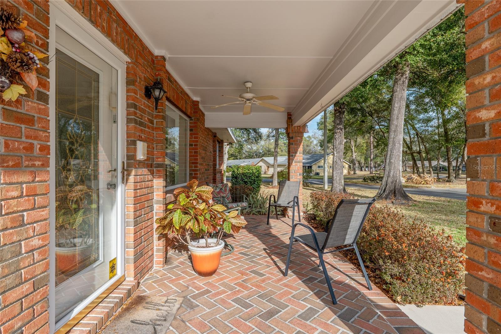 CIRCLE SQUARE WOODS #9 - Residential