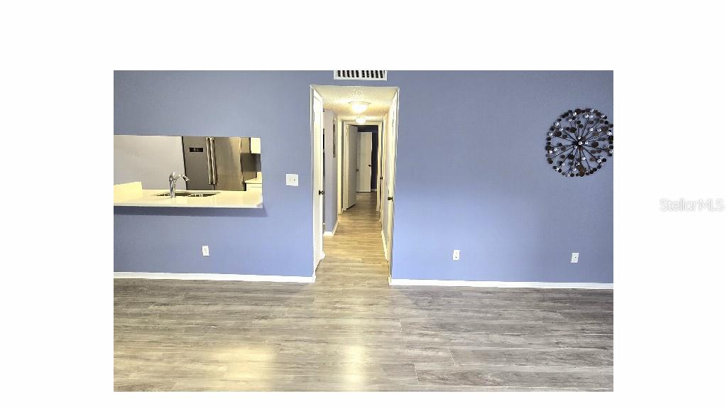 NORTH OAKS CONDO III - Residential
