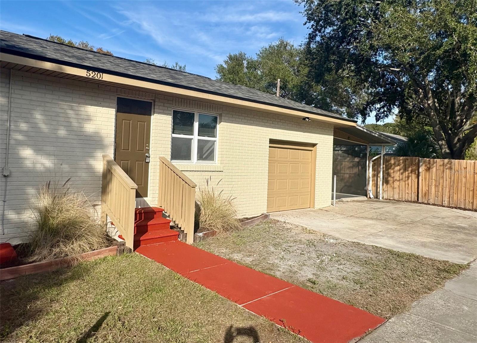 ARCADIA ANNEX - Residential Lease