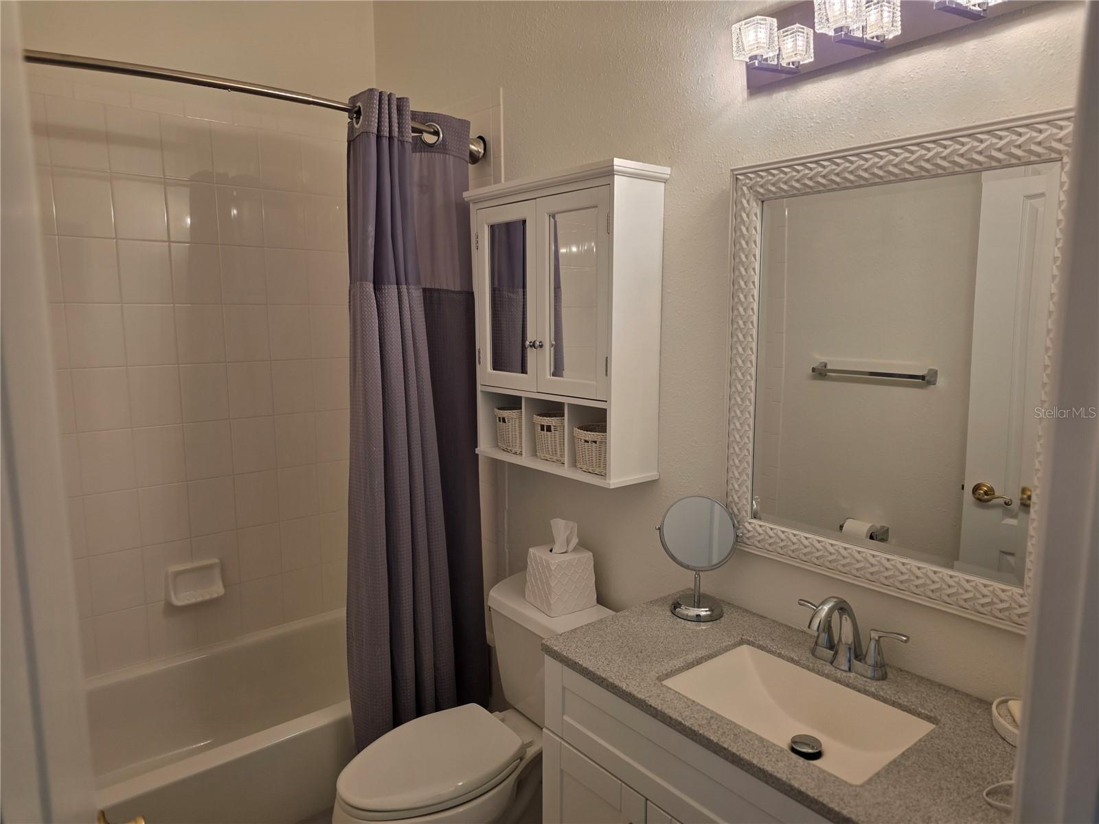 QUEEN ANNE GATE - Residential