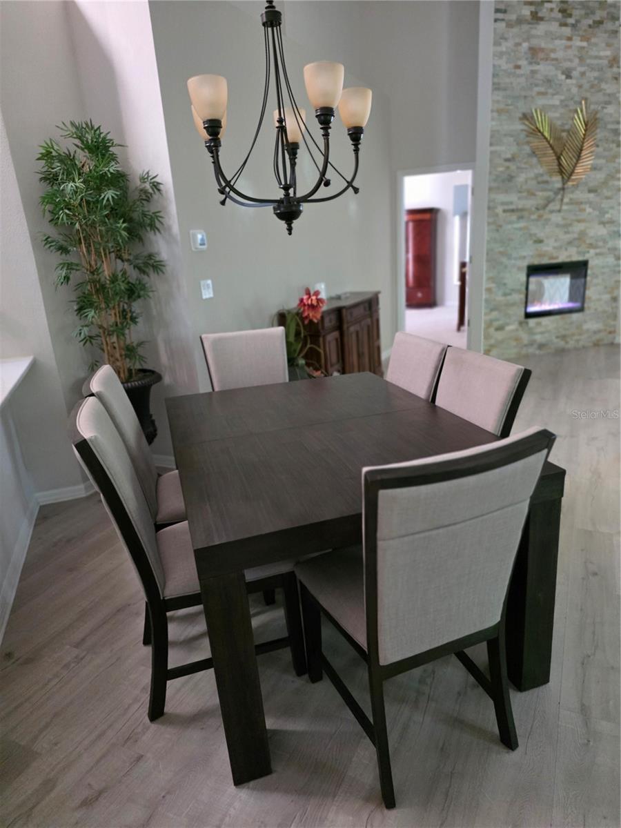 QUEEN ANNE GATE - Residential