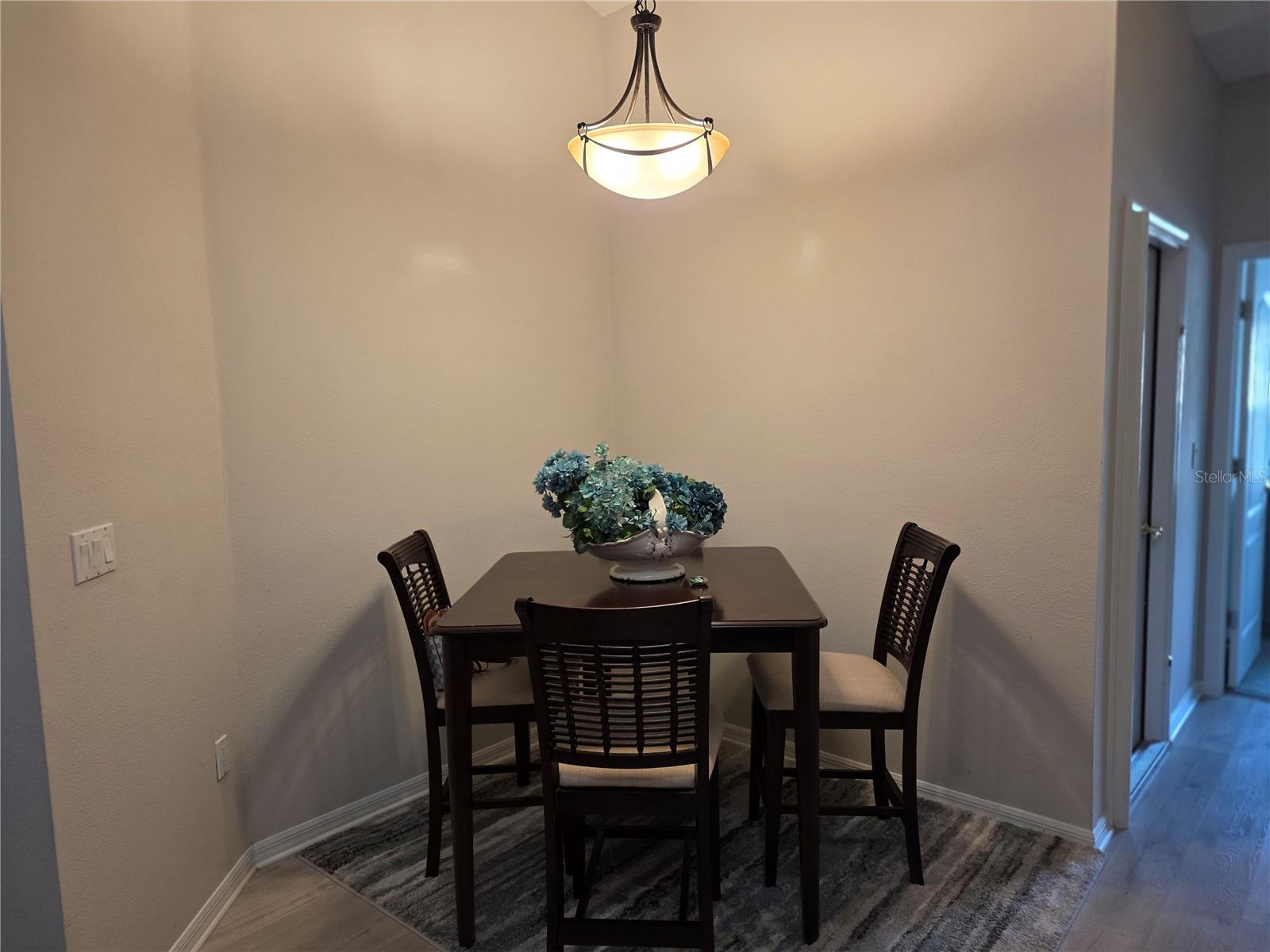 QUEEN ANNE GATE - Residential