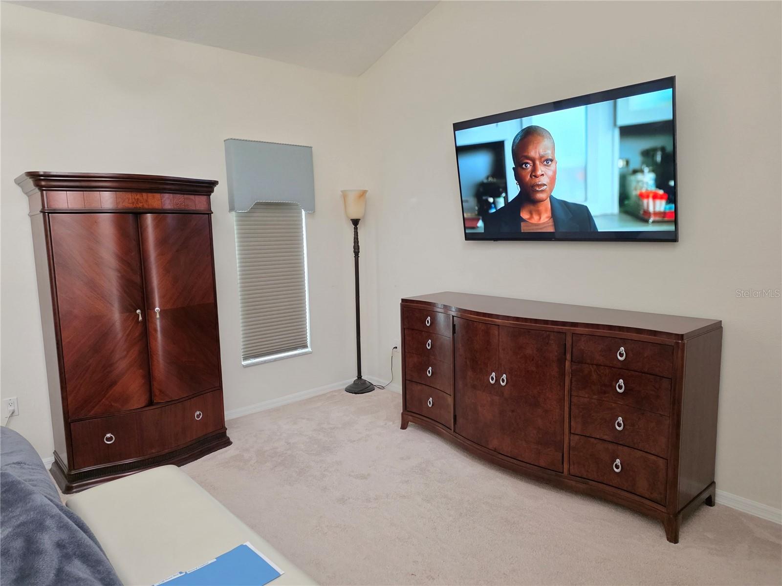 QUEEN ANNE GATE - Residential