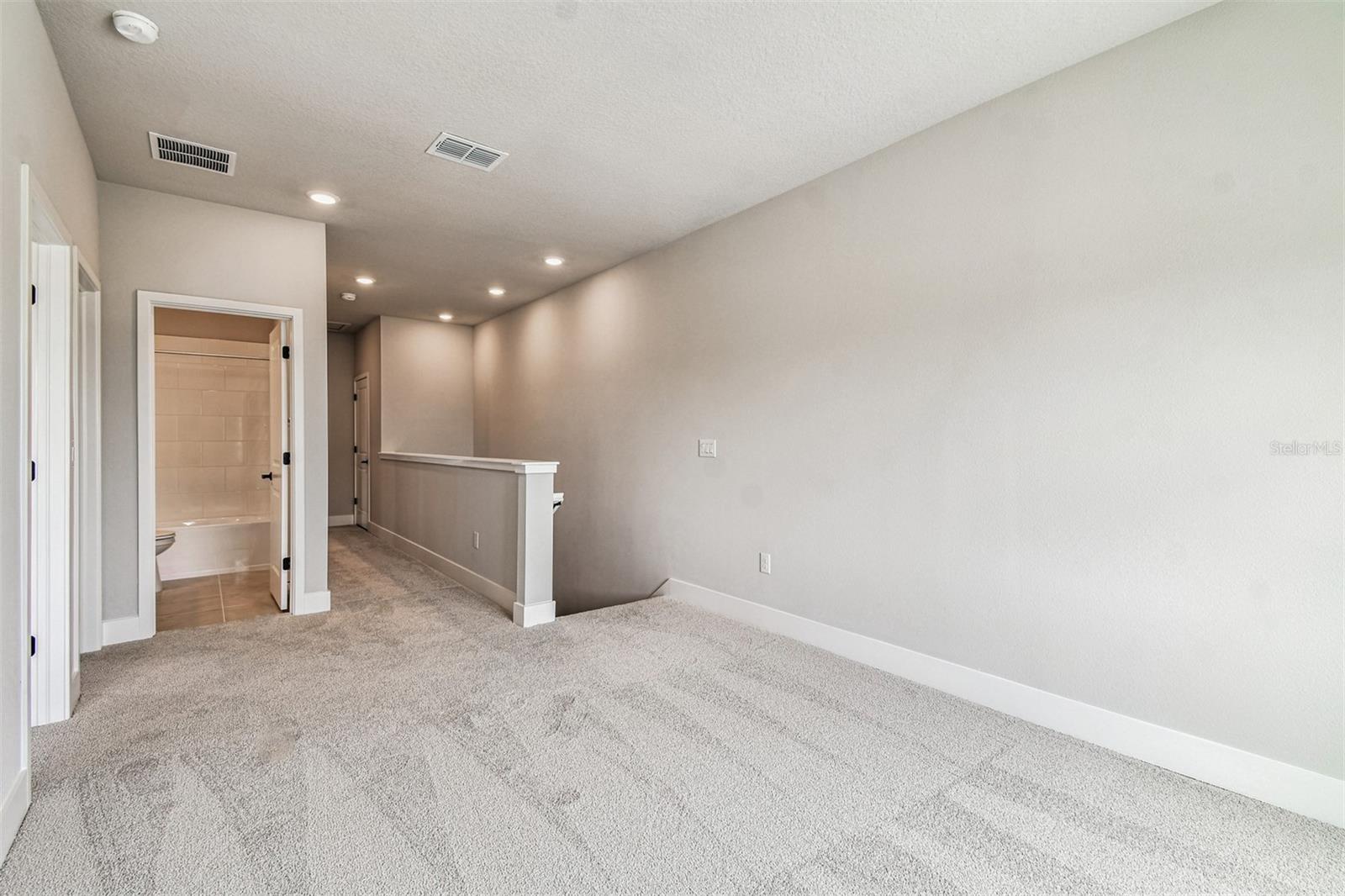 NORTH RIVER RANCH - Residential