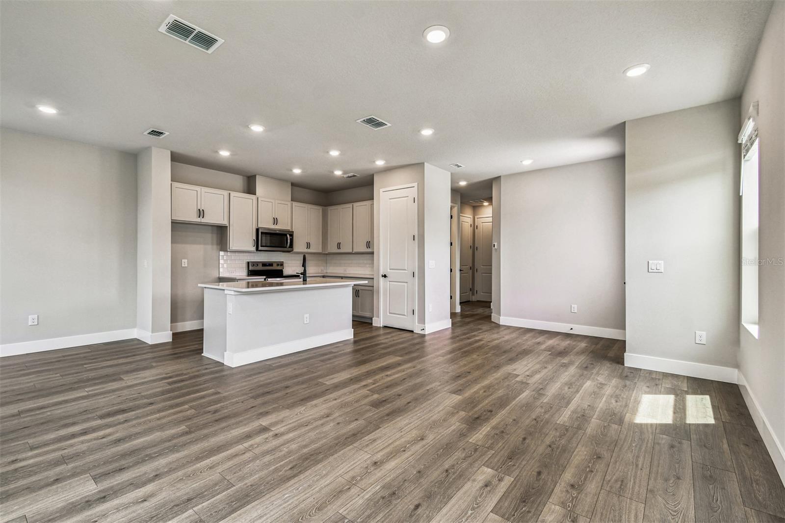 NORTH RIVER RANCH - Residential