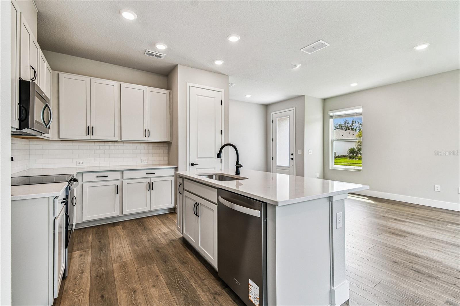 NORTH RIVER RANCH - Residential