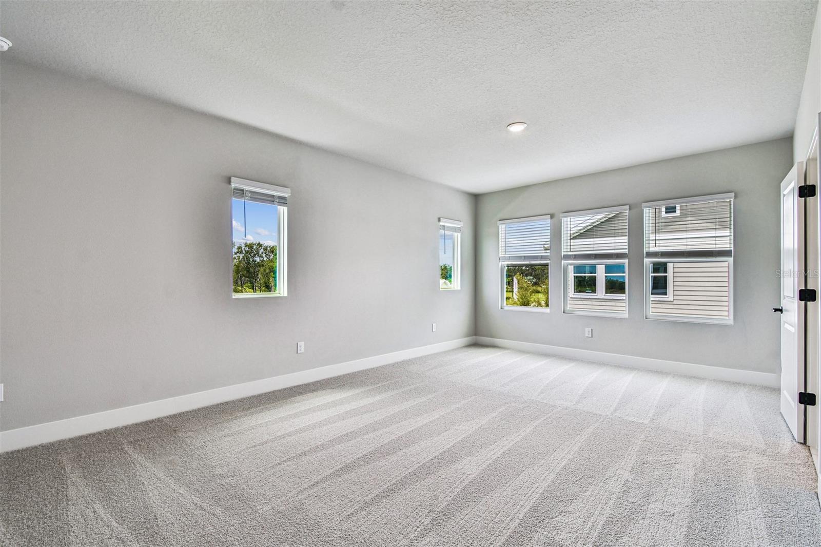 NORTH RIVER RANCH - Residential