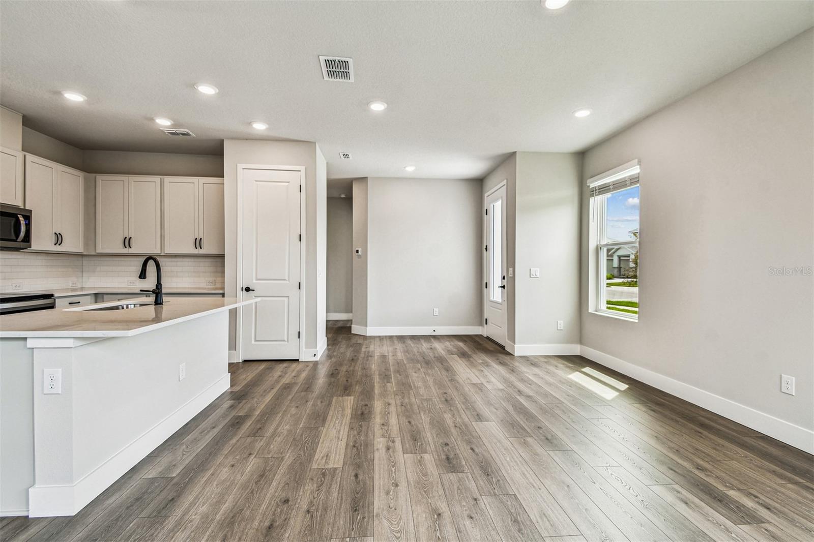 NORTH RIVER RANCH - Residential