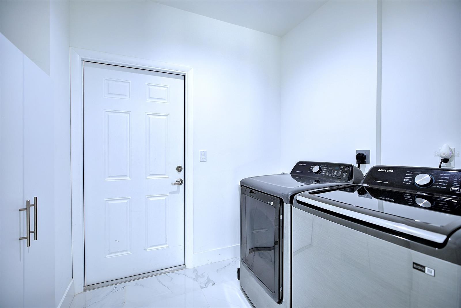 SEBRING COUNTRY ESTATE SEC 03 - Residential