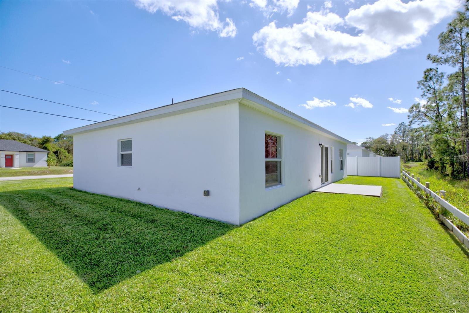 SEBRING COUNTRY ESTATE SEC 03 - Residential