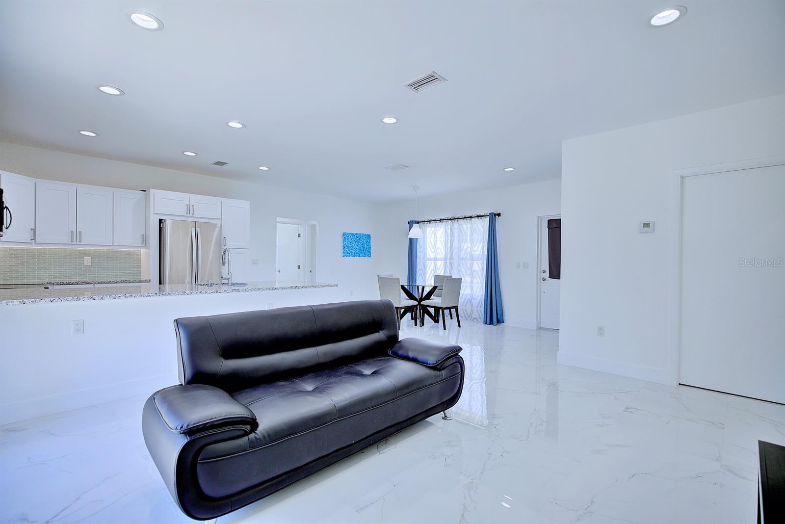 SEBRING COUNTRY ESTATE SEC 03 - Residential