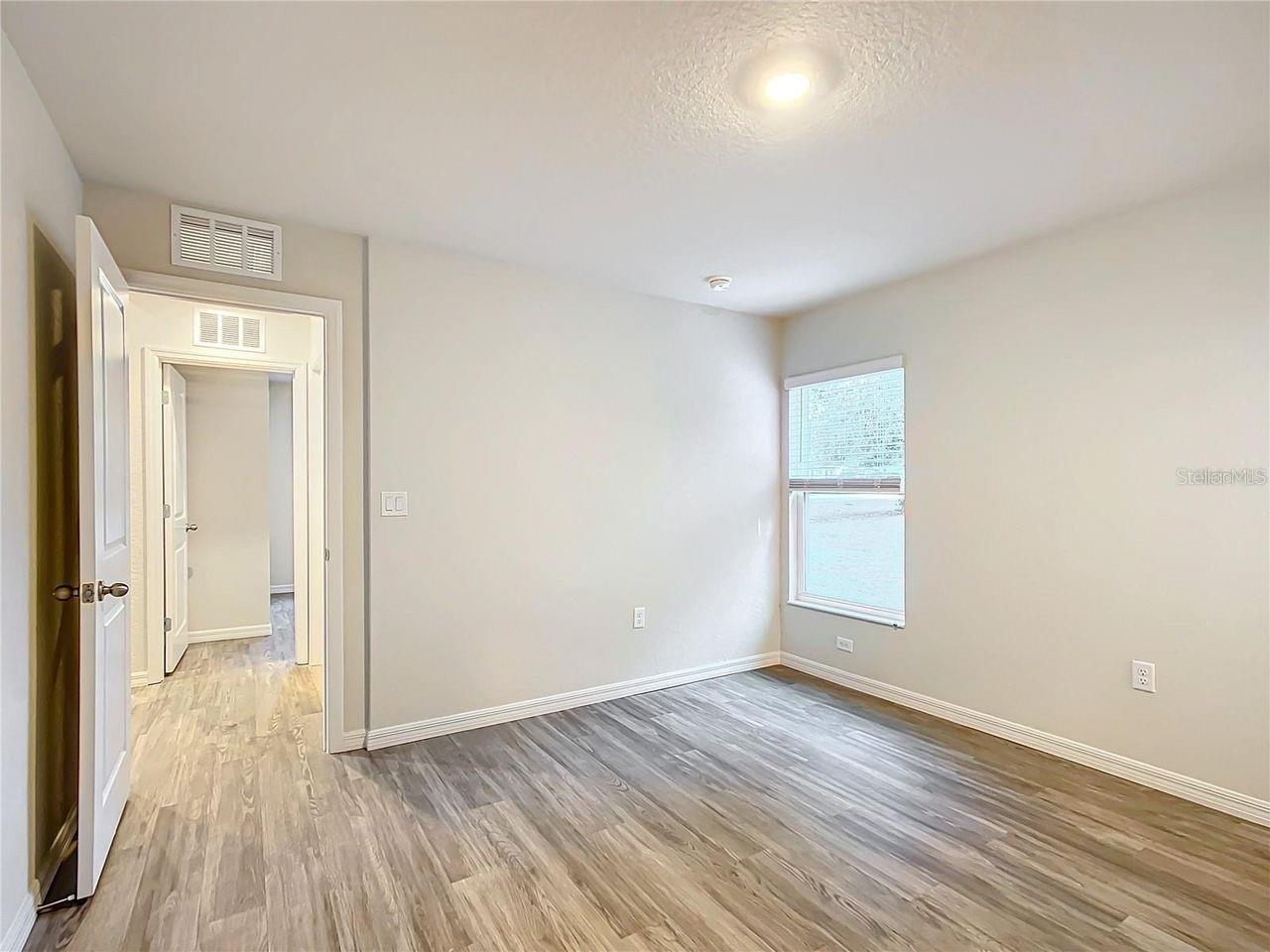 INVERNESS HIGHLANDS UNIT 02 - Residential Lease