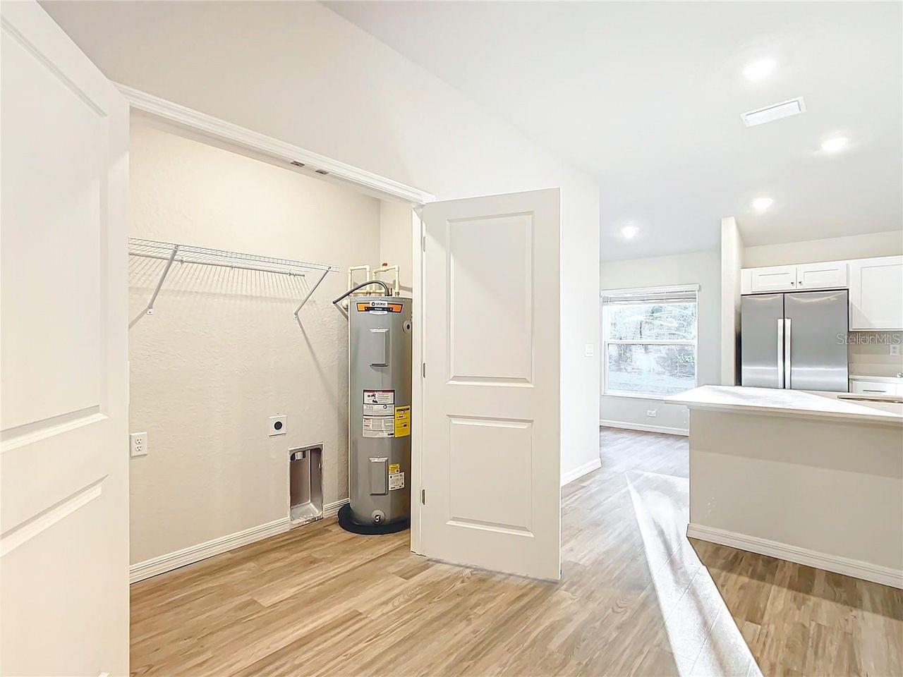 INVERNESS HIGHLANDS UNIT 02 - Residential Lease