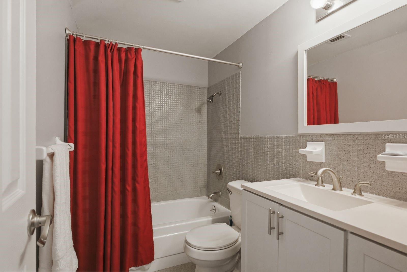 TOWN APTS CONDO - Residential