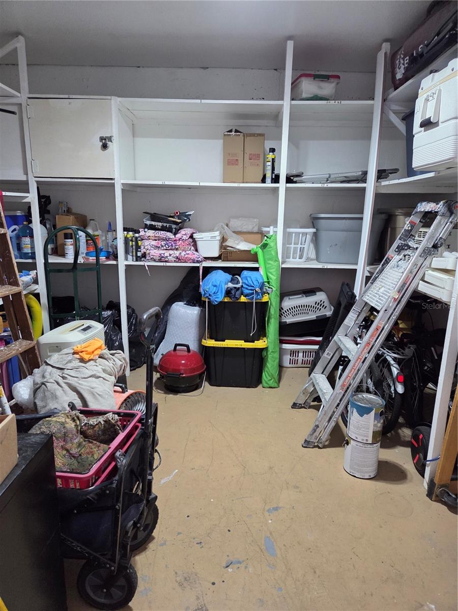 TOWN APTS CONDO - Residential