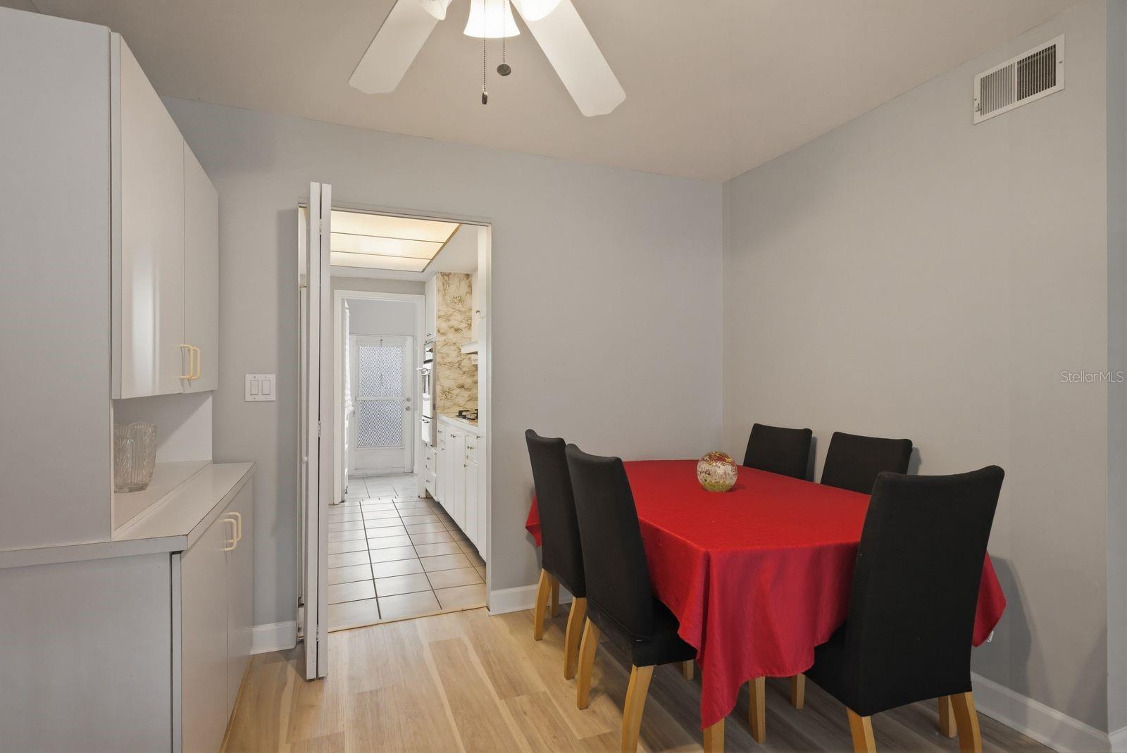 TOWN APTS CONDO - Residential