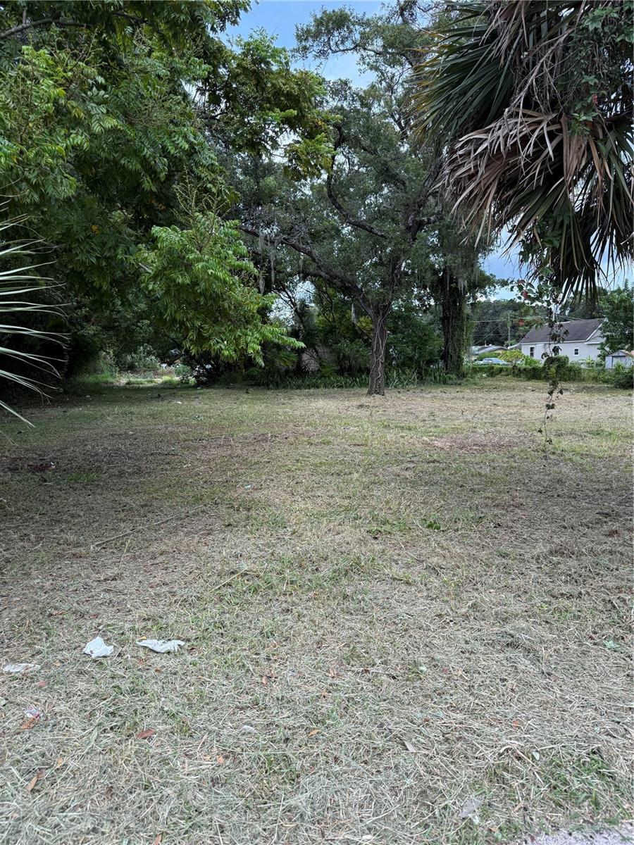 Exceptional development opportunity in the City of Tampa! This oversized double lot at 3421 N 9th St offers approximately 0.28 acres (101 x 120 ft) of buildable land and is listed at $225,000. Zoned residential, the property allows the potential to build two single-family homes, making it a prime choice for builders, investors, or anyone looking to create value in a high-demand location. City water and sewer are available, simplifying future development. Situated just minutes from Ybor City, Downtown Tampa, Seminole Heights, Armature Works, and major highways, this lot combines size, location, and flexibility that is rarely available. With Tampa’s growth and revitalization continuing, this property provides an excellent opportunity for new construction or long-term investment.