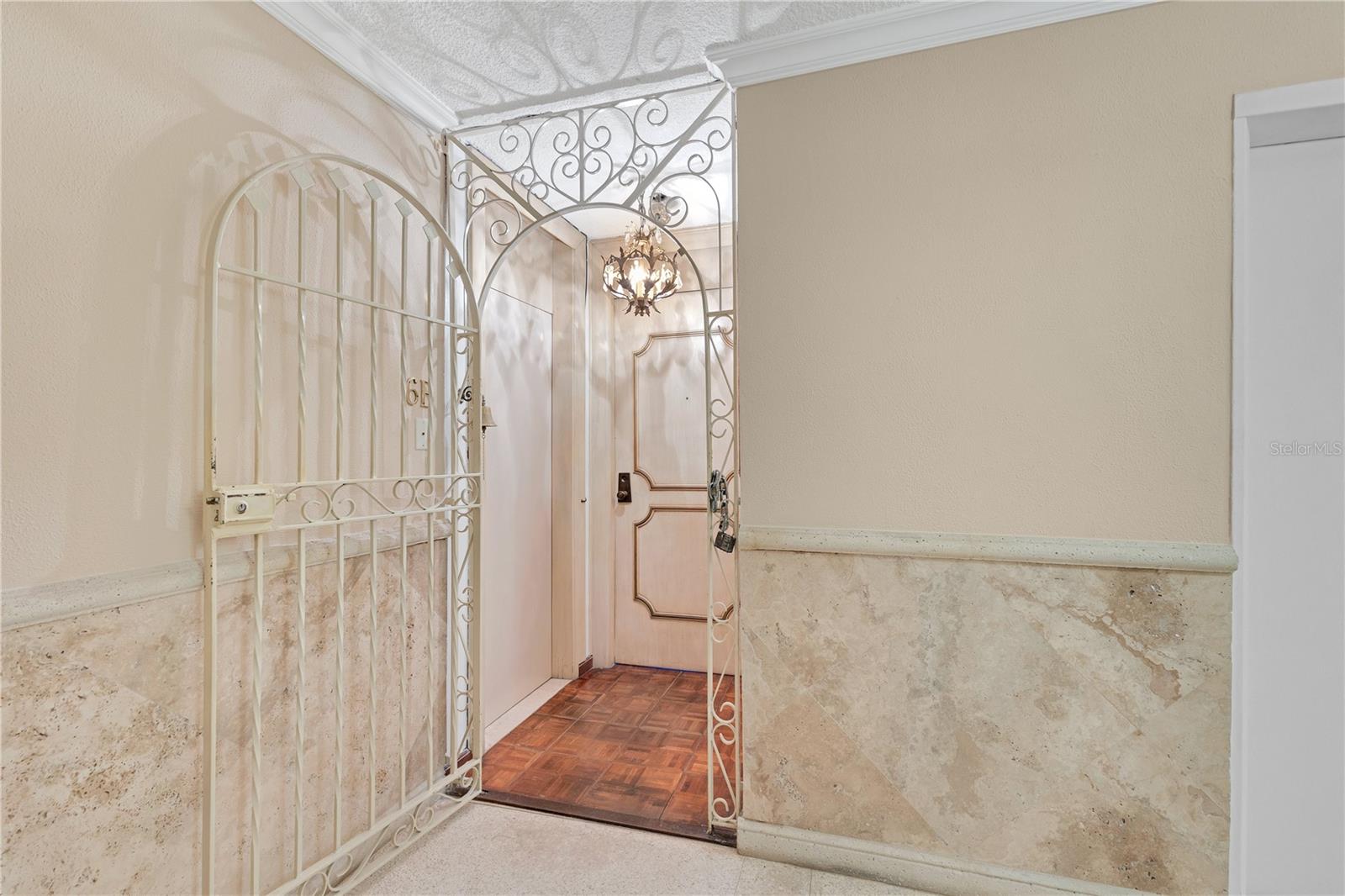 800 Ashford Ave CONDOMINIO SAN GERÓNIMO 6-B