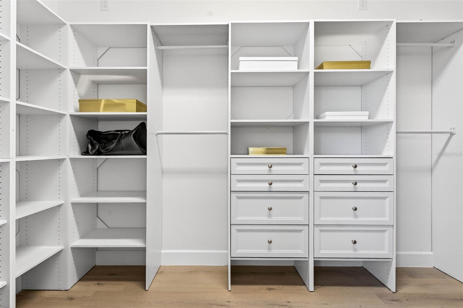 WATERGRASS - Residential