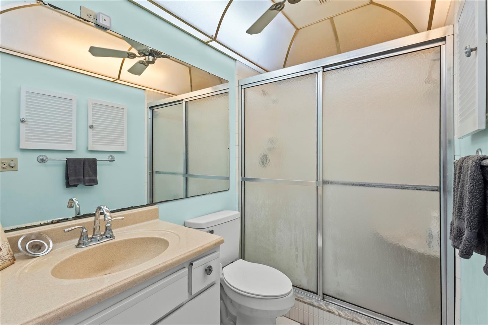 VALENCIA GARDEN III - Residential