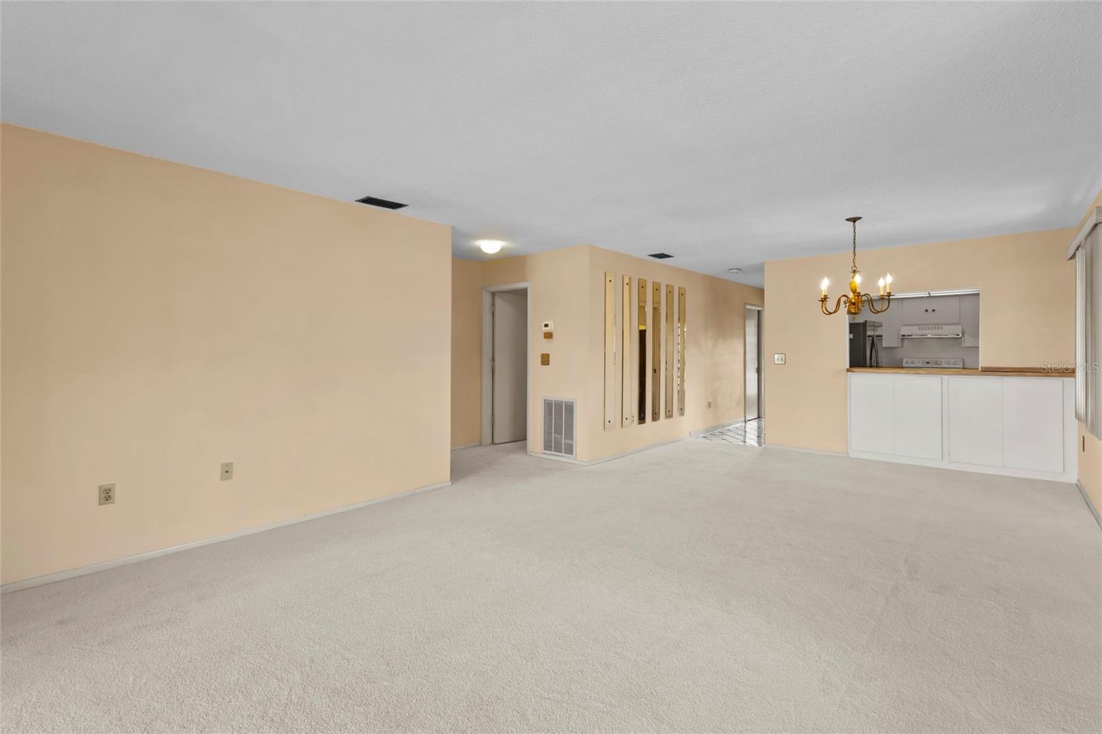 VALENCIA GARDEN III - Residential