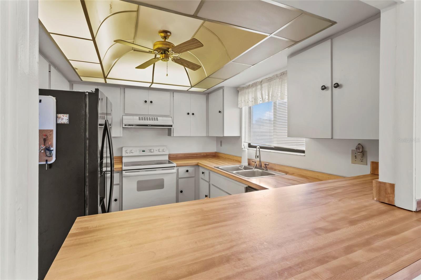 VALENCIA GARDEN III - Residential