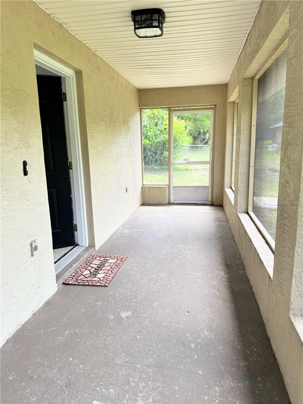 Photo of 632 W Hubbard Avenue, Deland, FL 32720 (MLS # V4943287)