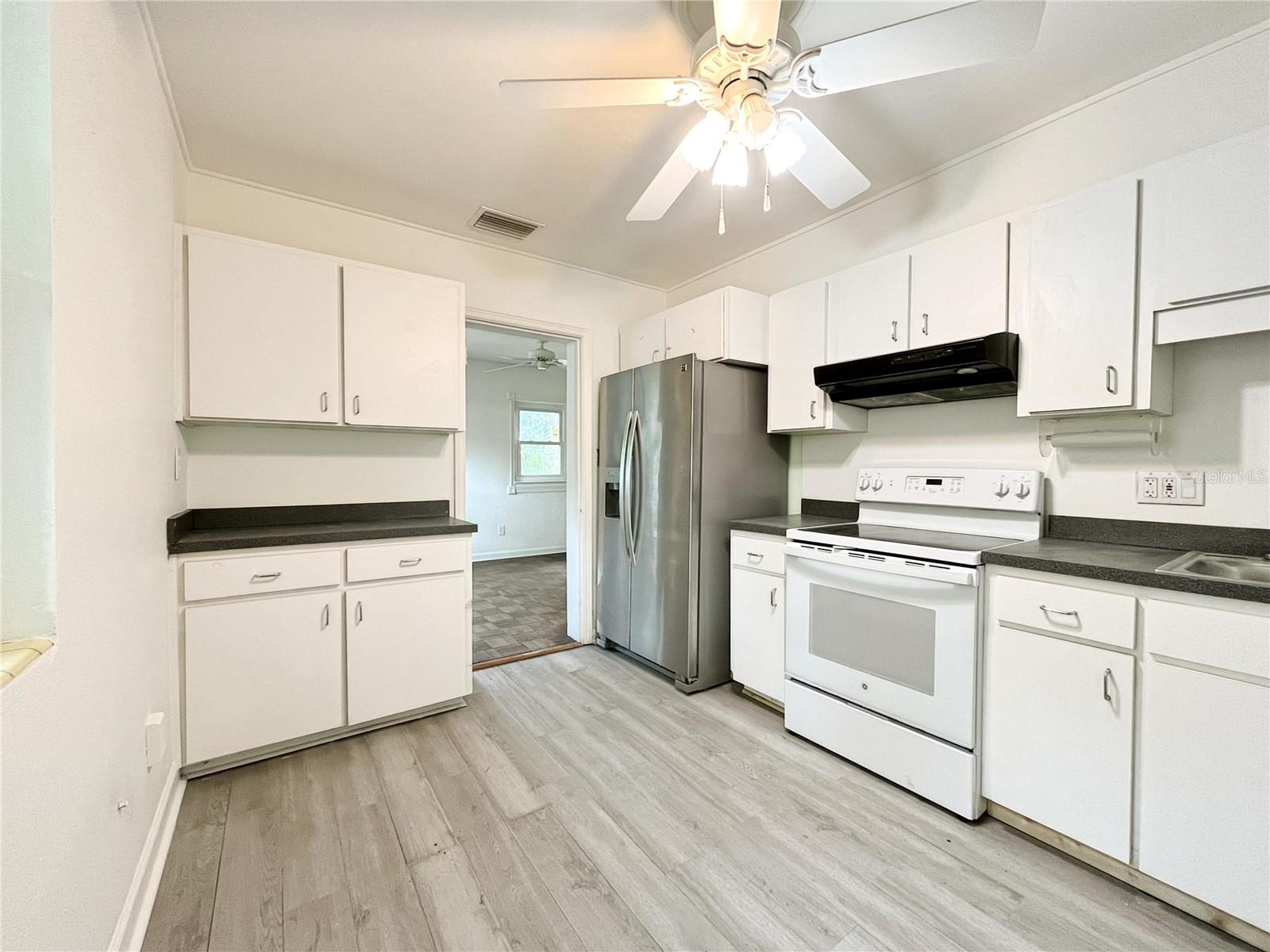 431 NW 28TH AVENUE