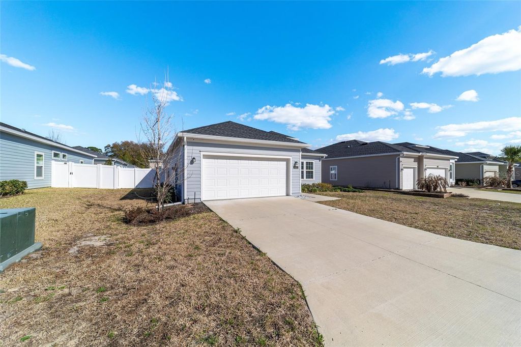 Photo of 7451 SW 76th Terrace, Ocala, FL 34481 (MLS # O6405134)