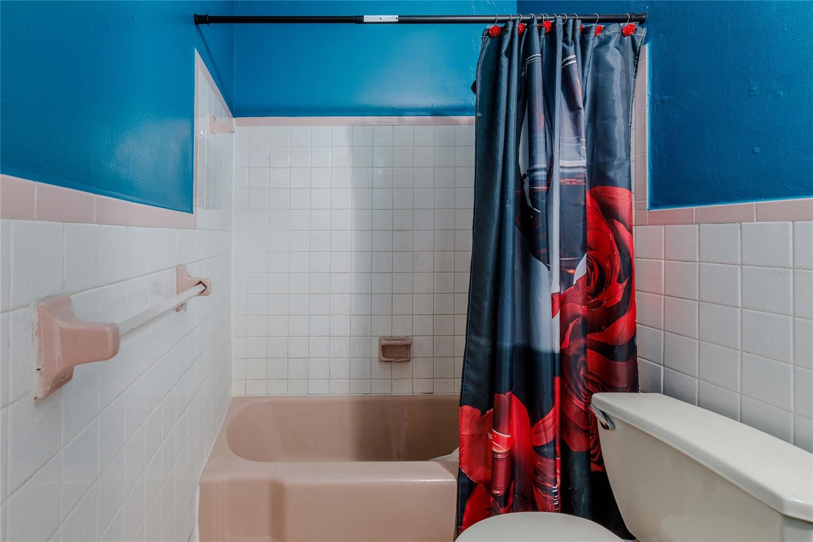 HIGHLAND PINES - Residential