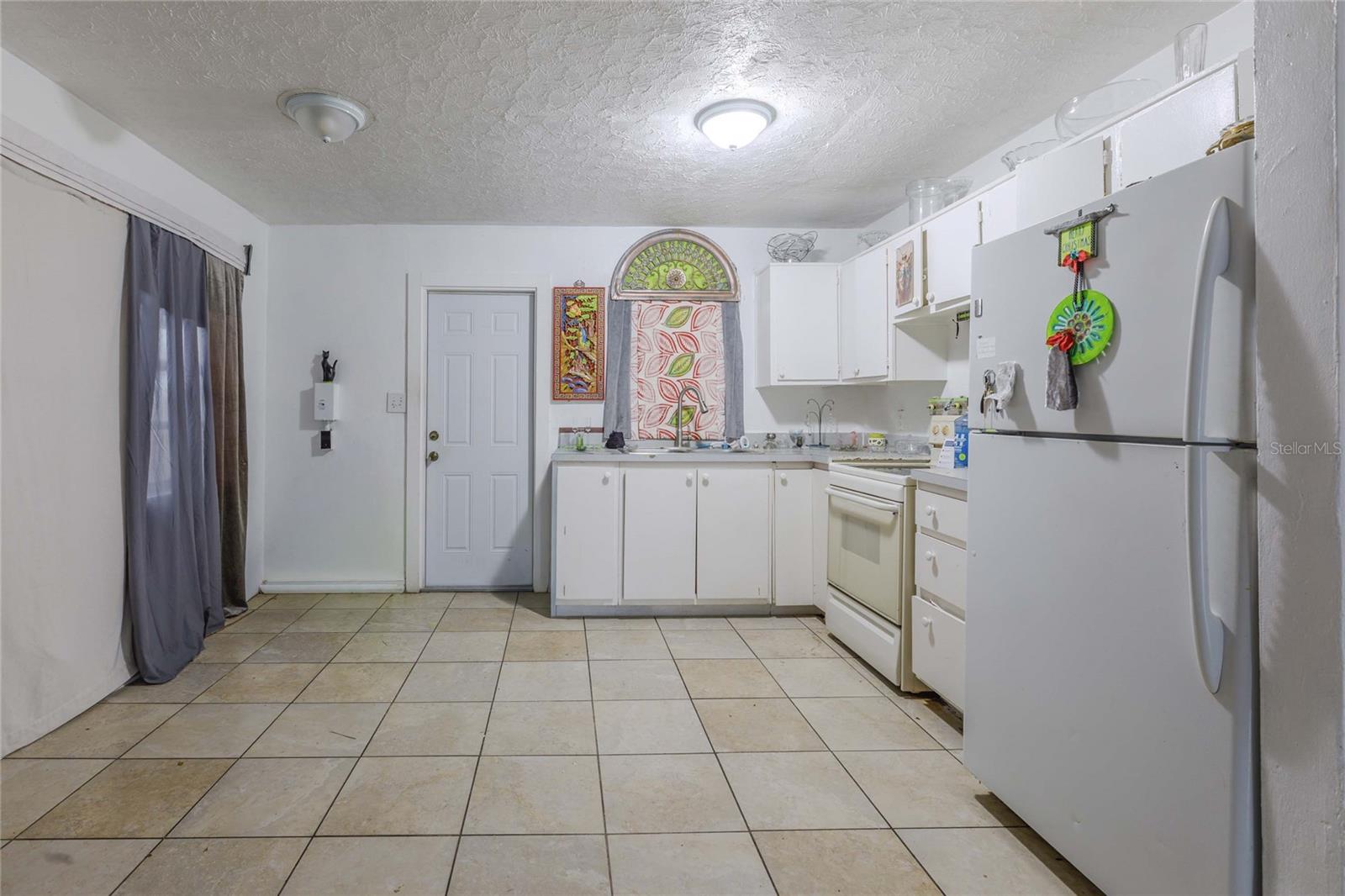 HIGHLAND PINES - Residential