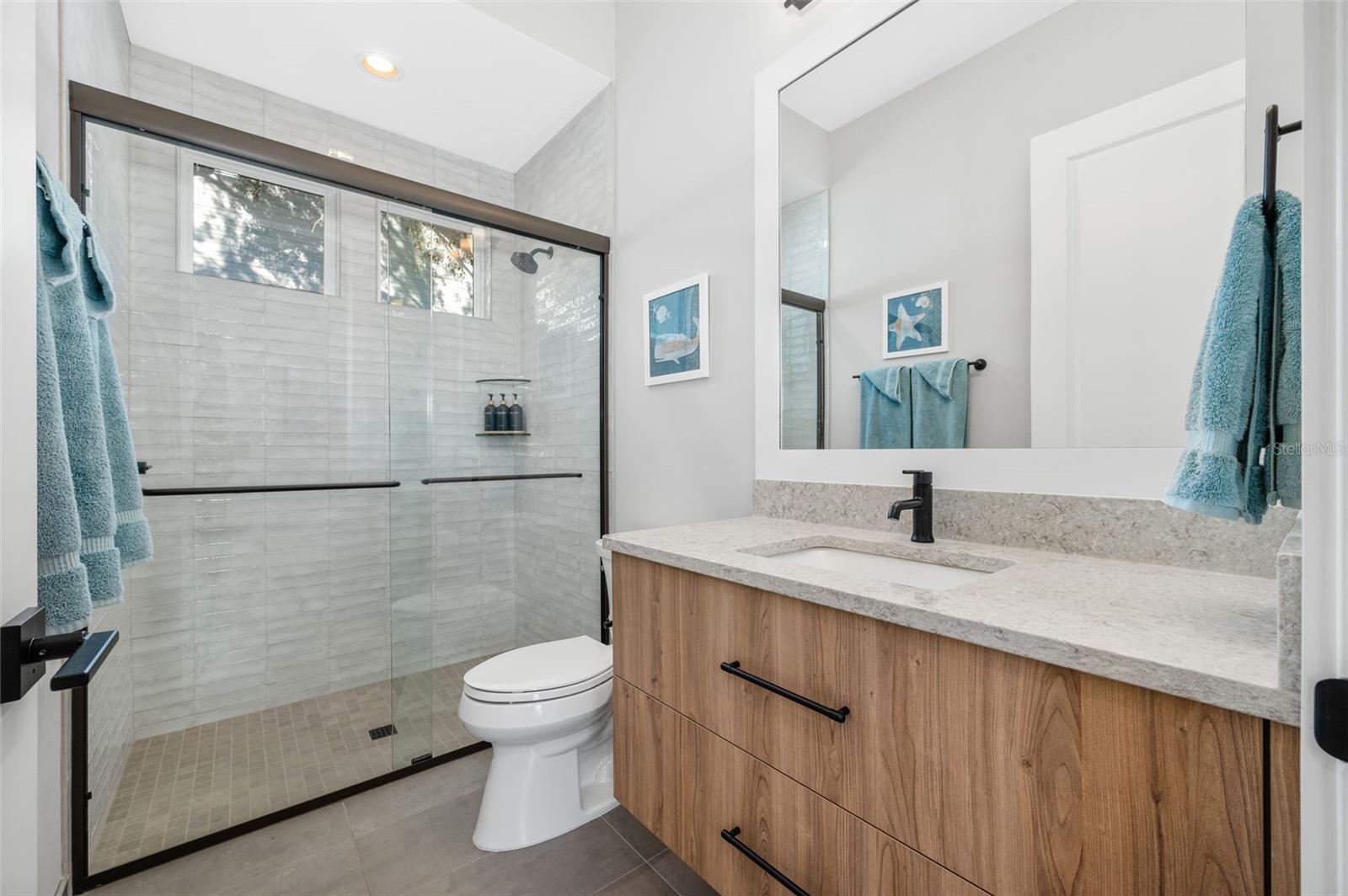 OAKMONT PH 3 PB 35 PG 60 - Residential