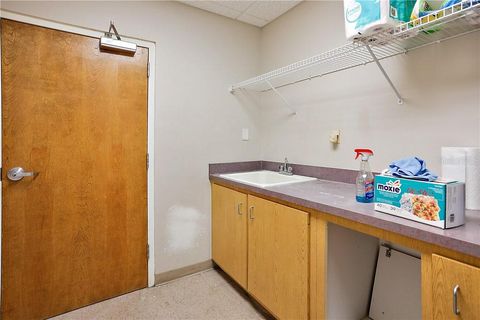 Tiny photo for 711 W Main Street, Leesburg, FL 34748 (MLS # G5038578)