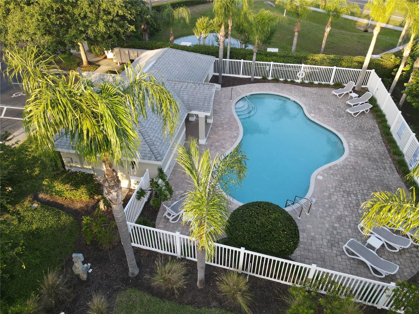 558 HARBOR RIDGE DRIVE