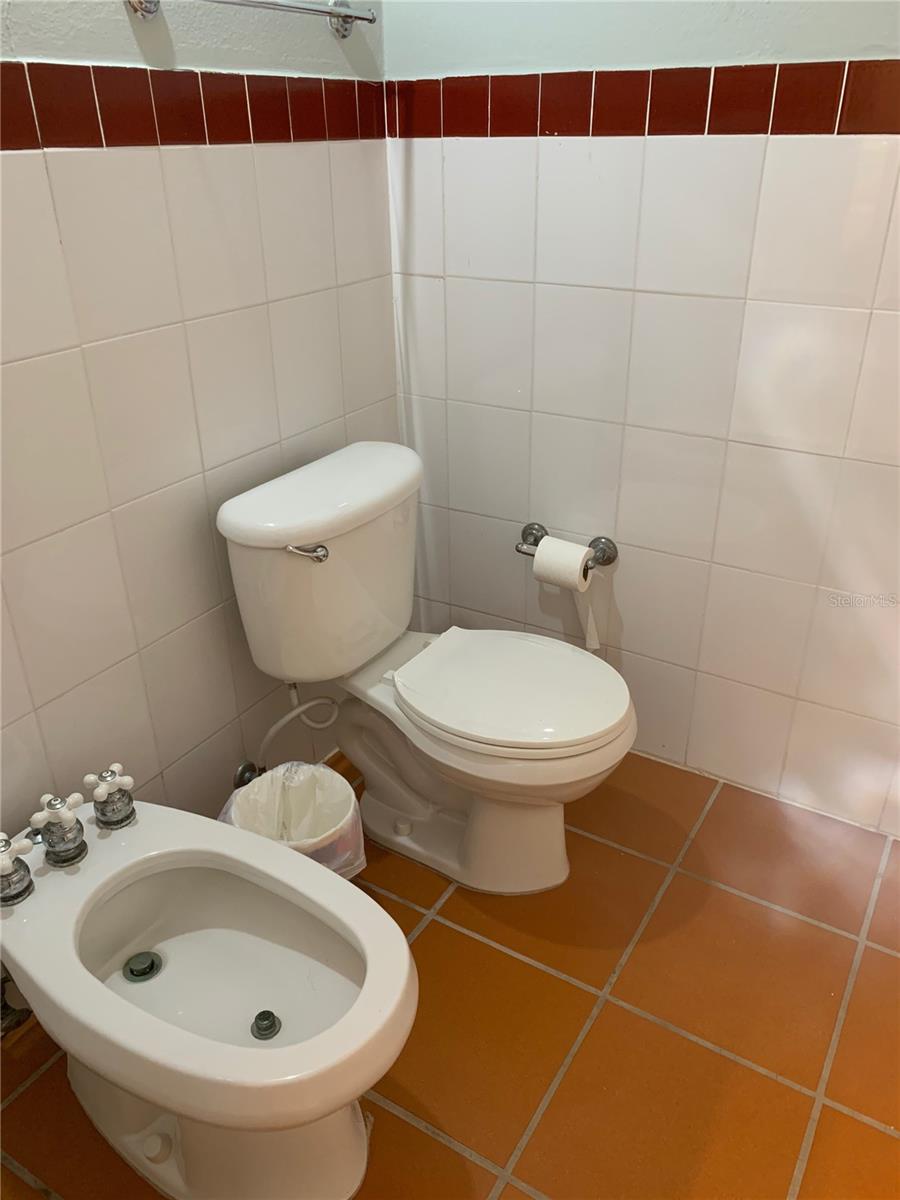 LAS VILLAS EN PALMAS 1 - Residential Lease