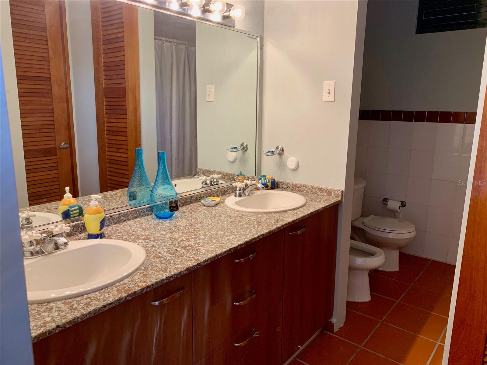 LAS VILLAS EN PALMAS 1 - Residential Lease