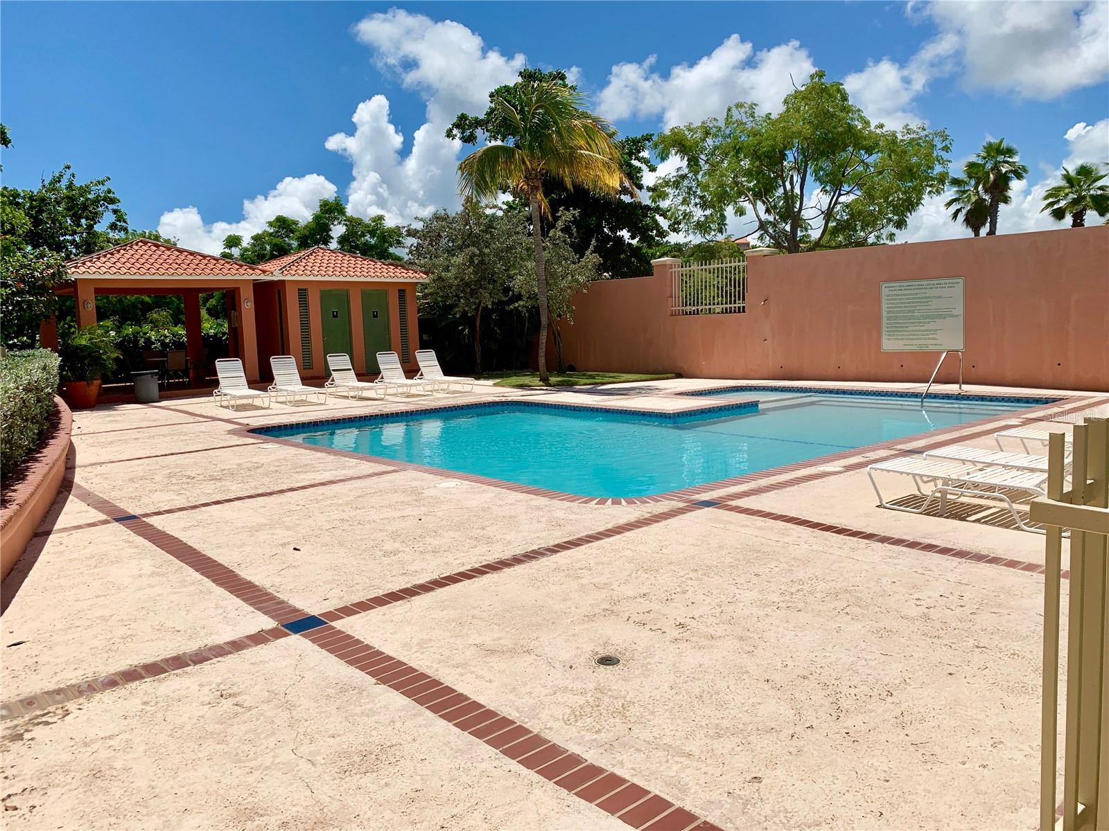 LAS VILLAS EN PALMAS 1 - Residential Lease