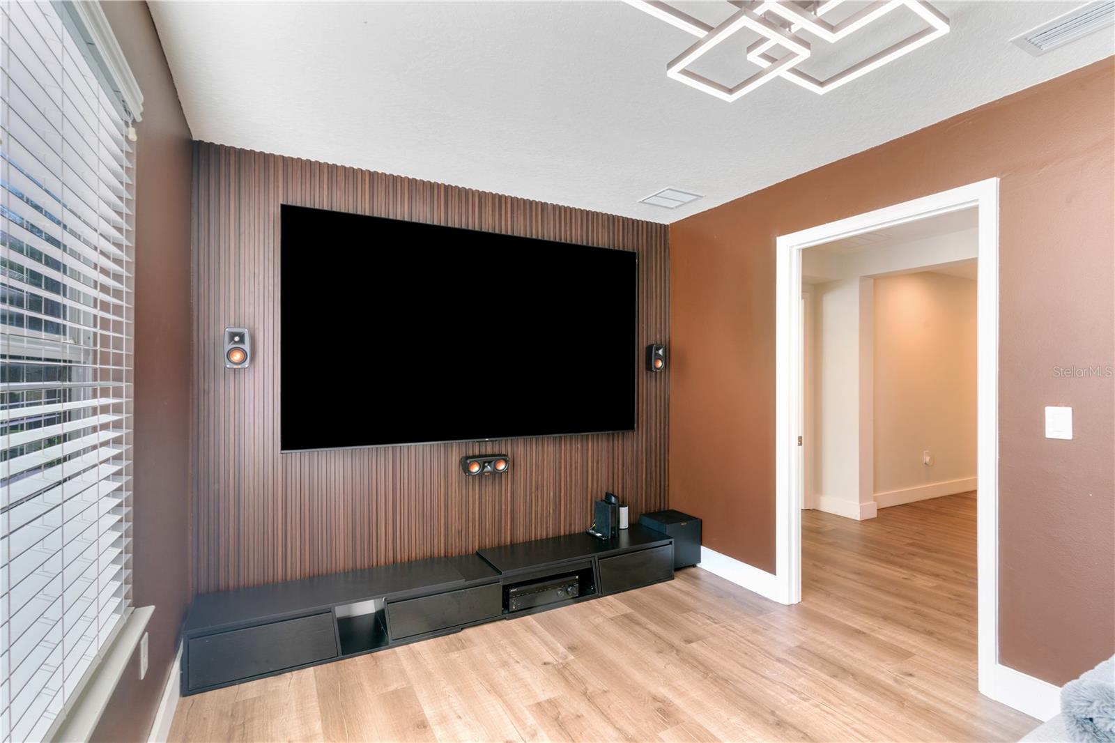 11949 VERRAZANO DR DRIVE