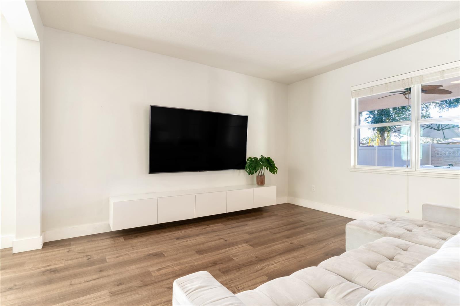 MABEL BRIDGE - Residential