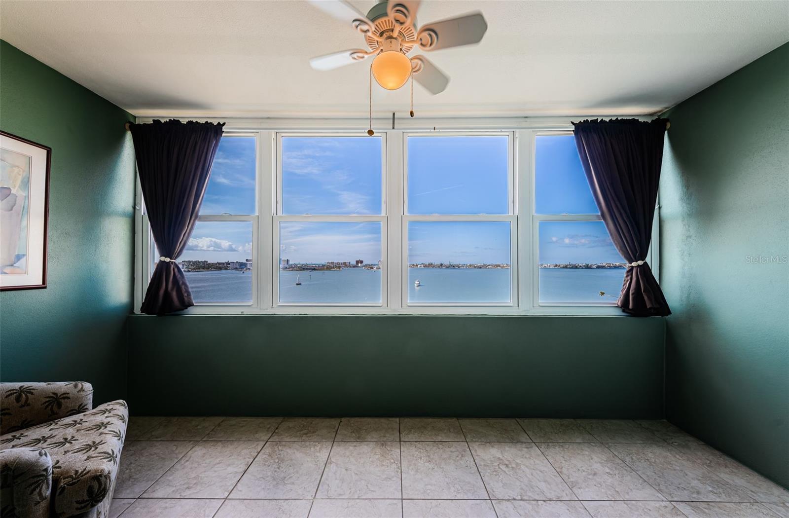 CONCORD TOWERS CONDO - Residential