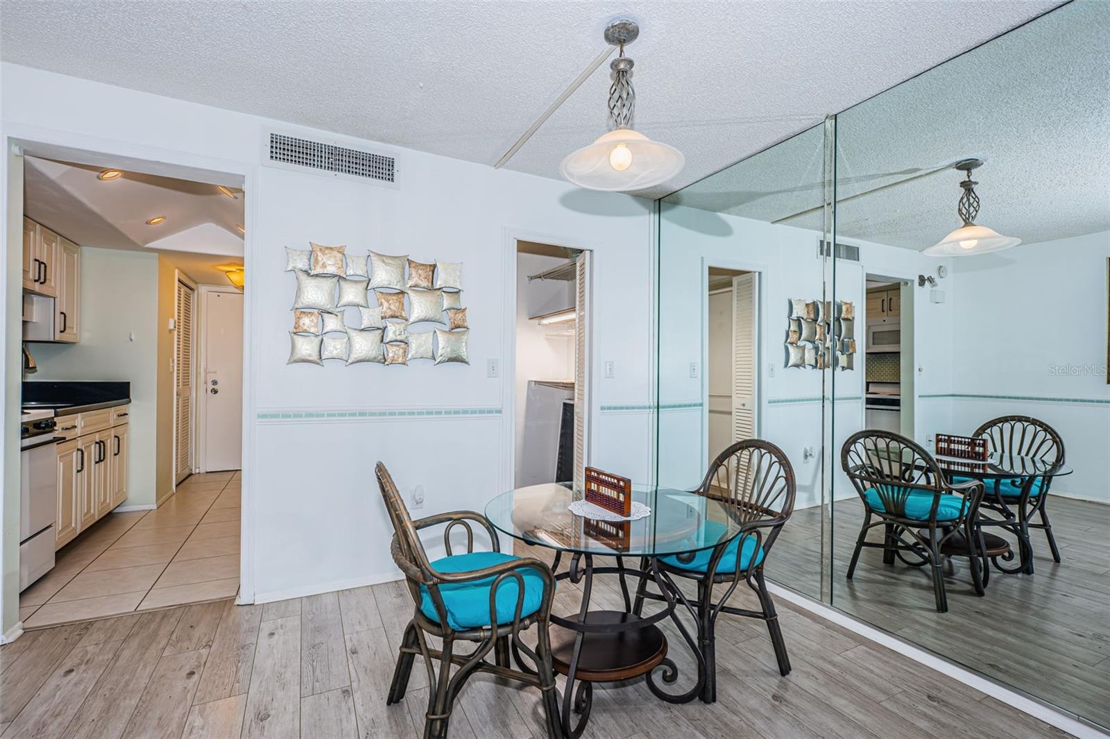 CONCORD TOWERS CONDO - Residential