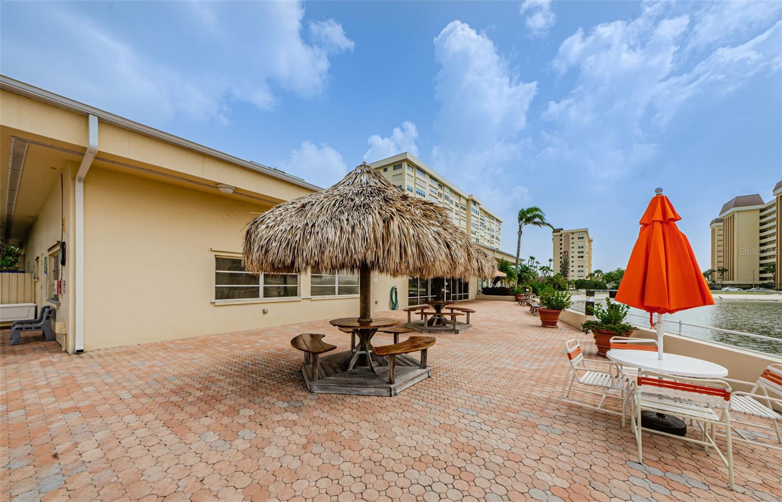 CONCORD TOWERS CONDO - Residential