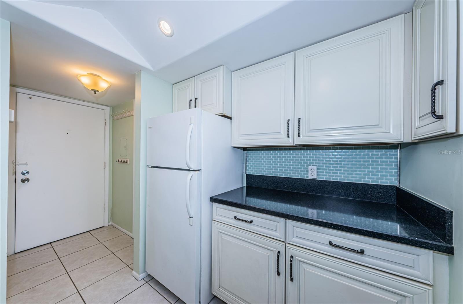 CONCORD TOWERS CONDO - Residential